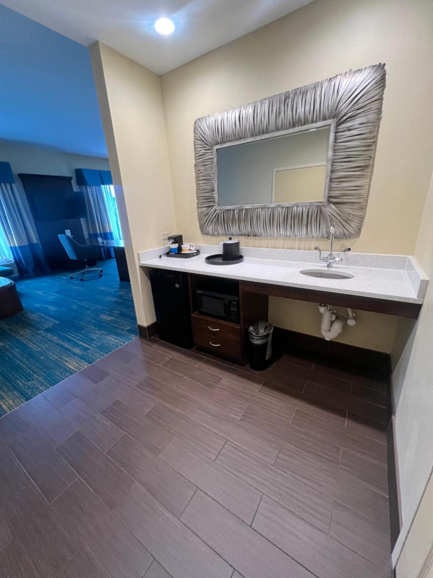 Hampton Inn & Suites Stroudsburg Bartonsville Poconos Εξωτερικό φωτογραφία